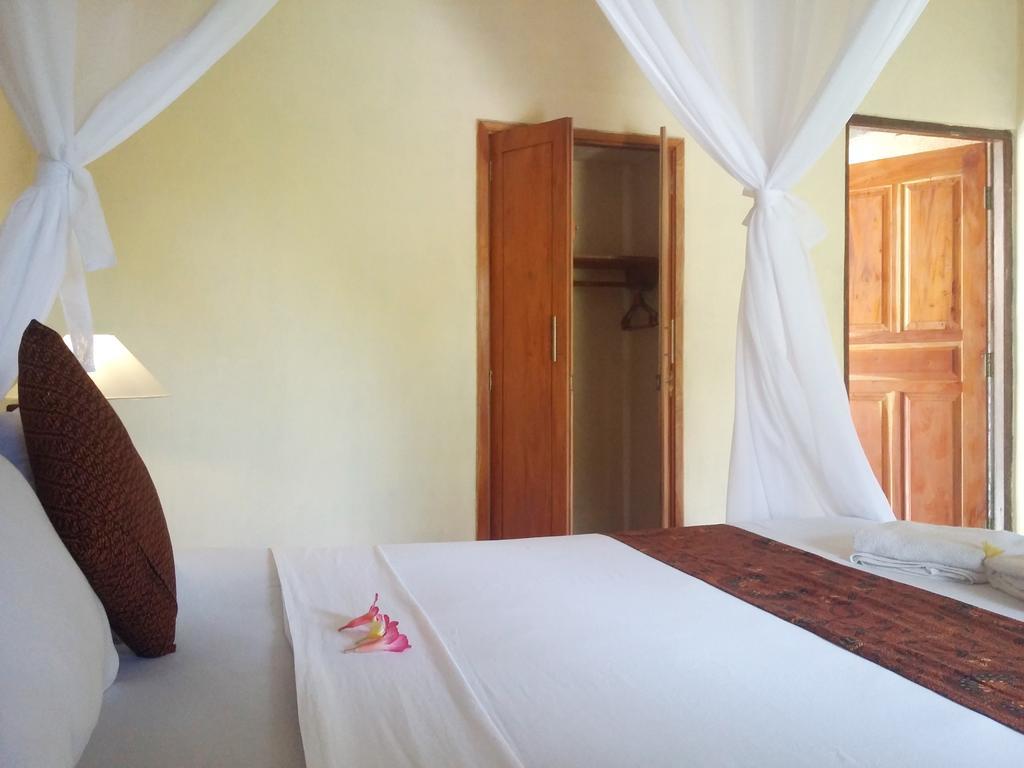 Molleh Guest House Pemuteran Esterno foto