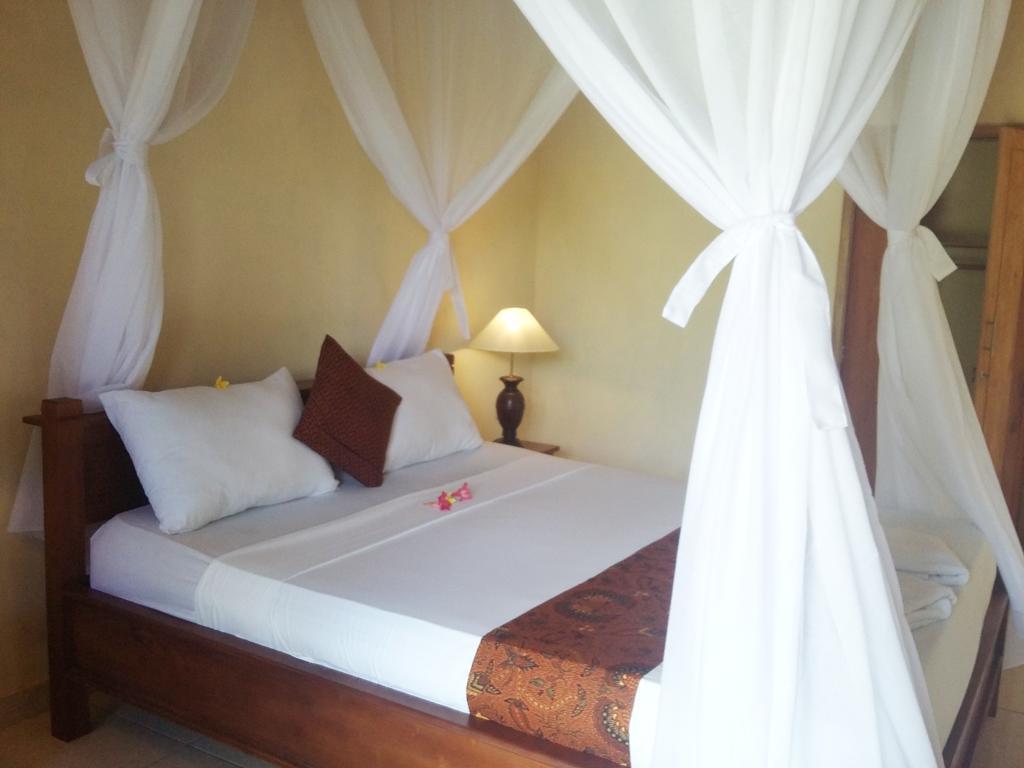 Molleh Guest House Pemuteran Esterno foto
