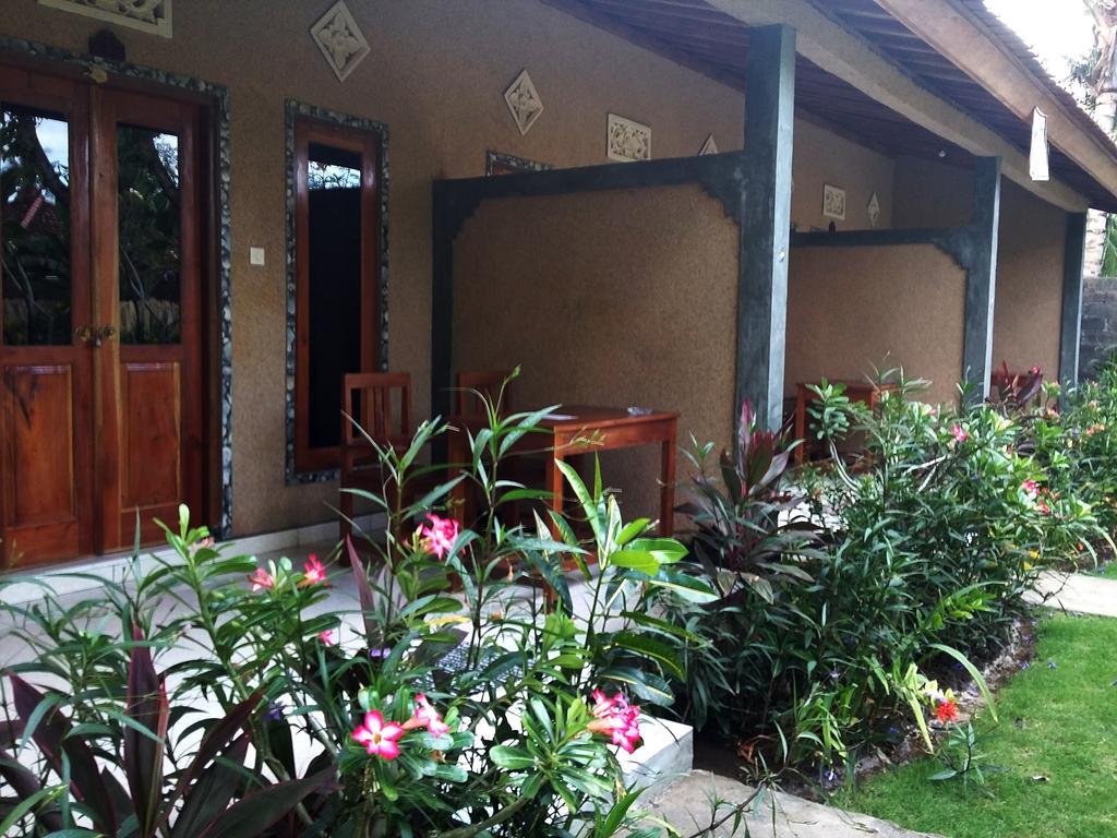 Molleh Guest House Pemuteran Esterno foto